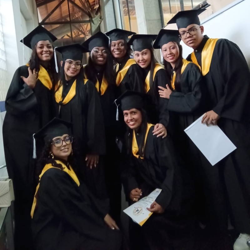 El PoliSuperior crece y certifica nuevos estudiantes