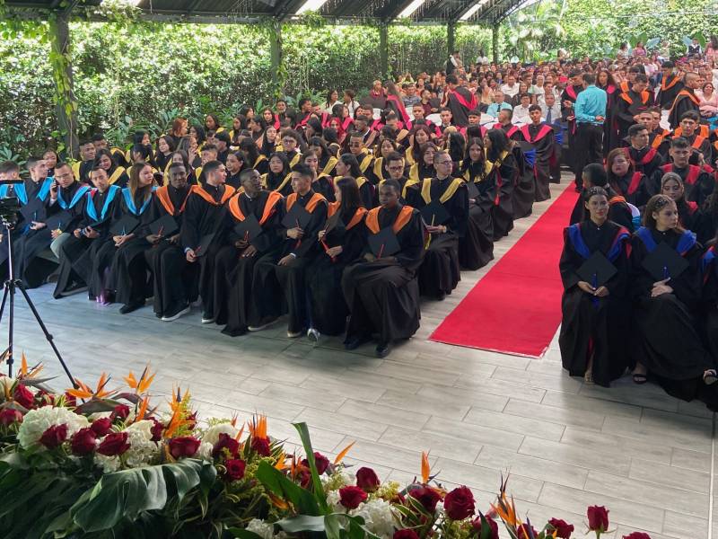 Ceremonia de Certificación en Cali Julio 2023