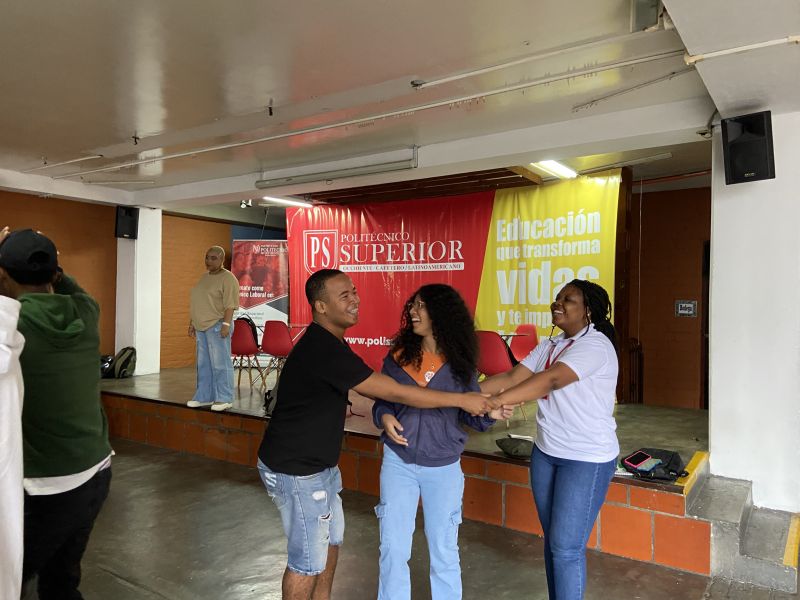 Estudiantes del PoliSuperior